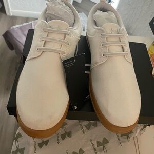 Cream/white under armor no lace